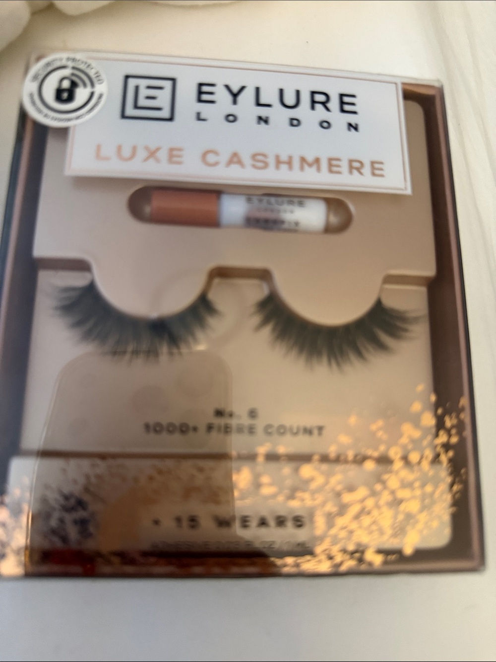 Eylure Luxe Cashmere False Lashes - Black No. 6